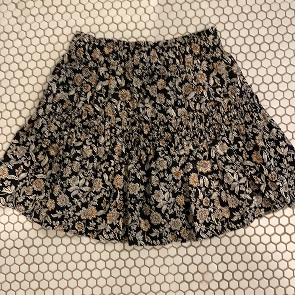 ZARA skirt size small